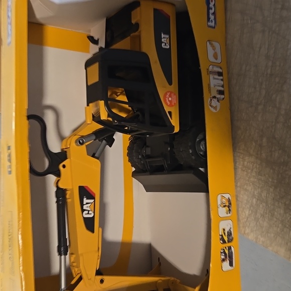 NIB Bruder 02446 Cat Small Wheel Excavator Pretend PLay Construction Toy - Picture 7 of 7